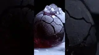 ASMR #ASMRFood#ASMRKnife#ASMRSlomo#SatisfyingCut#ChoppingSounds#FoodTingles#SliceASMR#Crystal