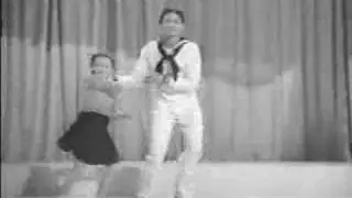 Swing Dancing and Humor in, The Groovie Movie (1942) - Pt.2