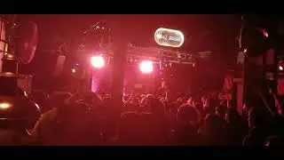 Süper Aşk Şarkısı/Mutant - Cemiyette Pişiyorum (6.45 Ankara) Canlı
