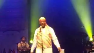 Mahmoud Ahmed - Ashkaru - live in Jerusalem 19.12.2013