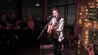 Alex Buckley - Balloon (Live at The Whiskey Jar, Manchester)