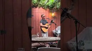 Dan Craytor covering &ldquo;She Talks To Angels&rdquo; by The Black Crows