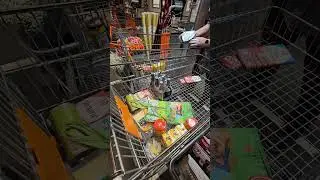 Un magasin Colruyt en belgique sans tapis de caisse et avec scanette suspendue ! Vous connaissiez ?