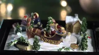 Miniature Animated Santa Christmas Music Box - Plow & Hearth