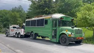 Schoolbus Conversion #26: Failures, Floors and Fridges