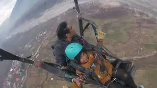 Mummy ko mat dikhana! 🤫#Paragliding#adventure 