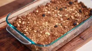 The Best Apple Crisp Recipe with Homemade Vanilla Ice Cream | Easy & Delicious Fall Dessert