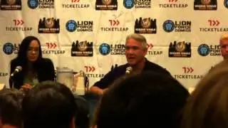 Great moment at the WWE 2013 Wizard World Chicago Panel.