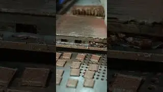High Color Payoff Pearl Eyeshadow Pressing Process | OEM Makeup Factory Production