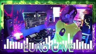 EURO SATURDAYS HIGHLIGHT #4 DJ CONSTANTINE - THE WORLD'S ON FIRE (EURO SATURDAYS EXCLUSIVE EDIT)
