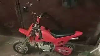 Mini Cross 1500kc,nepojízdný ,ucpaný karburátor .Koupeno pro syna