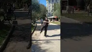 coup de pied saut&eacute; retourn&eacute; #selfdefense #kick #coupdepied #shortyoutube