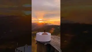 Bath with a luxurious sunset view in Chiang Mai province in northern Thailand