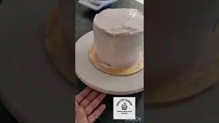 #riaecake #birthdaycake #cakeforaiater #aiatercake #fliwertheame #homemadecake #cuatomizedcake