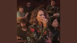 Brindo (En Vivo)