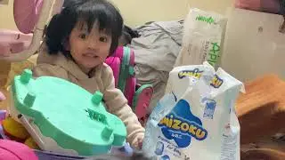 2 chị em chơi đồ chơi #pukatran #vytran