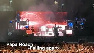 Papa Roach  à l'Agora de Québec, le 22 juillet 2025-Falling apart-