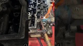 Seized glow plug removal 🤬🔥 #garage #repair #removal #service #cars #diesel #glowplug