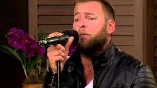 Altus Theart performs 