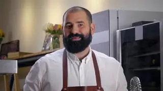 Friptură de porc suculentă la cuptor + sfeclă coaptă în vin | Rețetă Lurpak de Crăciun – Adi Hădean