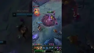 Huge Escape!🔥#leagueoflegends #gnar #gnarclips #shorts