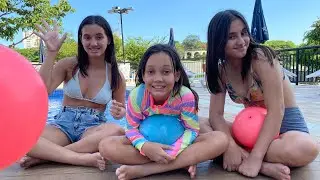 POOL CHALLENGE, BE CAREFUL OF THE BALL! 3 sisters