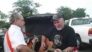 JAWS GUITARIST GIVES ME A GUITAR LESSON