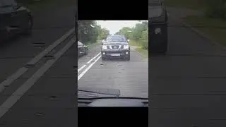 A Good and a Bad Overtake of a Cyclist