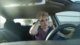 WHY COULDN'T I FIND A CAMERA HOLDER FOR THE CAR: VLOGMAS DAY UNO