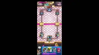 CLASH ROYALE LIVE GAMEPLAY