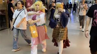 中国的二次元文化，热衷cosplay的年轻一代！跟着镜头漫步广州琶醍夜生活、东山口老街区、漫展  Dem，31，2025, #guangzhou  city  ，#chinatravel