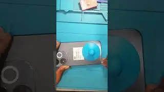 itel A80 4+128 battery cover remove.#repair #service #smartphone #vairalshort.
