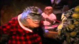Dinosaurs TV Earl at the Bar
