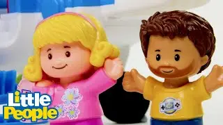 Little People Toys! | Safe Travels