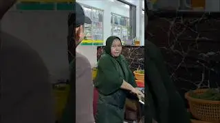 Borong Ayam Bakar bu Romlah, dapat umroh gratis 🥹