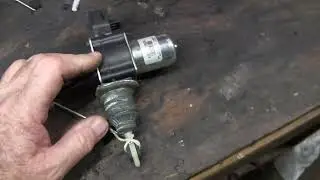 Astro Van (94) 1/28/2025 Testing the side door lock power activator with weights