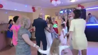 Przyjęcie weselne Moniki i Michała & Dj .Macioch ;-)