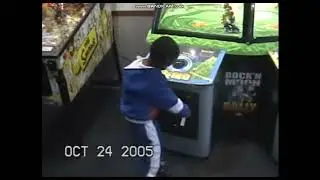 Chuck E. Cheese's Brooklyn NY (OLD FOOTAGE 2005)
