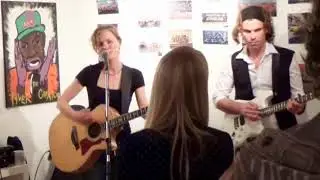 Art& Antik: Ember Swift & Gabriel Beaudoin live