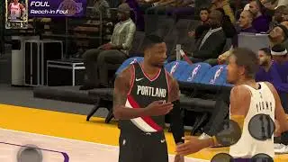 My FIRST TIME PLAYING NBA2K mobile version!