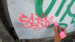 Tag avec Grog Squeezer en Urbex | Graffiti