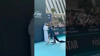 Чемпионка мира 🤩 Кейт Во &mdash; чемпионка мира в категории T100! #Триатлон