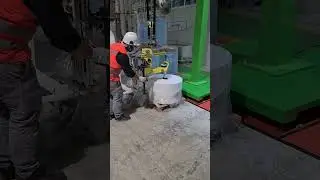 Handling and rotation of heavy rolls