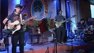 Bumabalik-Balik - The Storyteller Project (70's Bistro)
