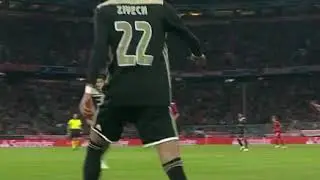 Pase de Ziyech frente al Bayer