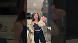 Ku i ruaj ne shtepi gjerat qe Marr nga fshati?