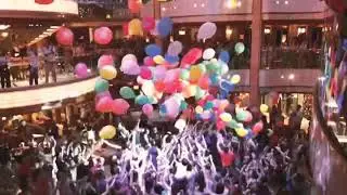 Majestic Princess - Balloon Drop Party