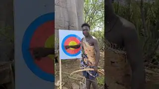 Por qu&eacute; la gente tribal viene aqu&iacute; antes de cazar?