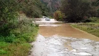 Grootrivier crossing in flood - Baviaanskloof