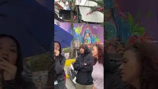En el grafitour de Medell&iacute;n
